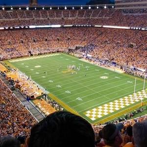 Meet your Posher, Derrick